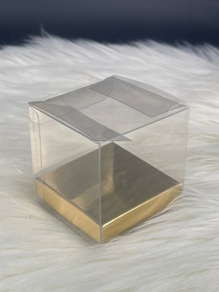 علبة شفاف (7*7*7)